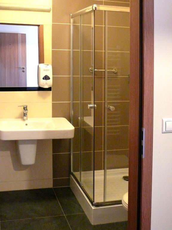 Motel Taurus Rzeszow Rzeszów Kamer foto